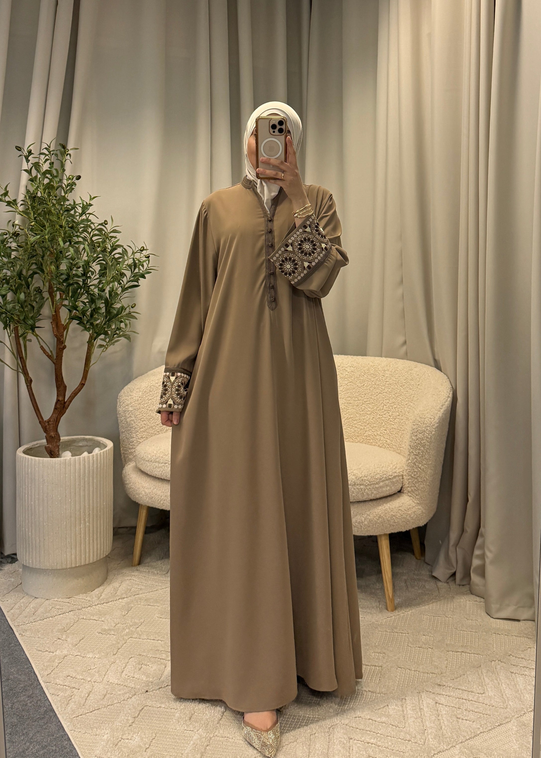 ALINA ABAYA BROWN