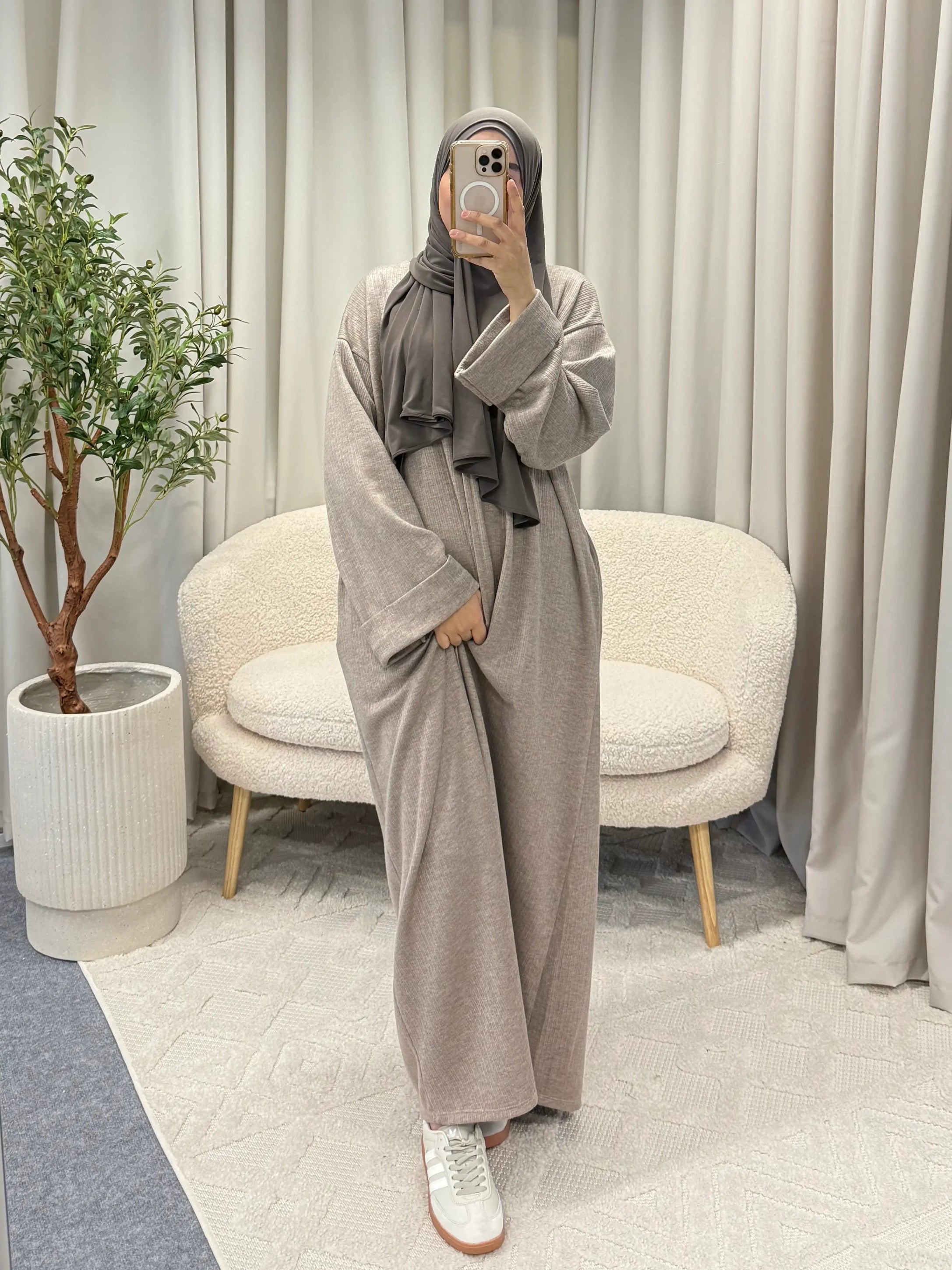 ZOHRA ABAYA TAUPE