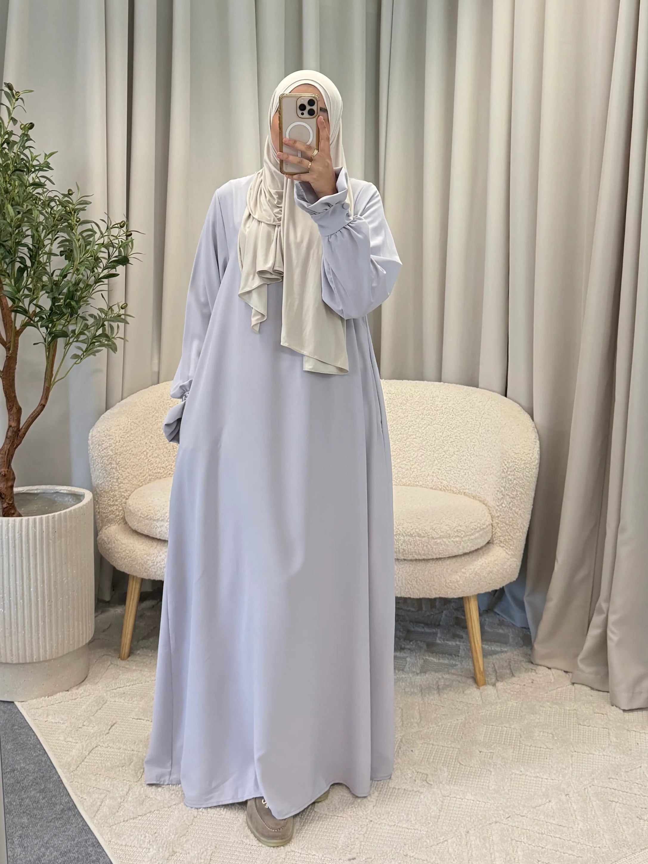 rahma abaya lila