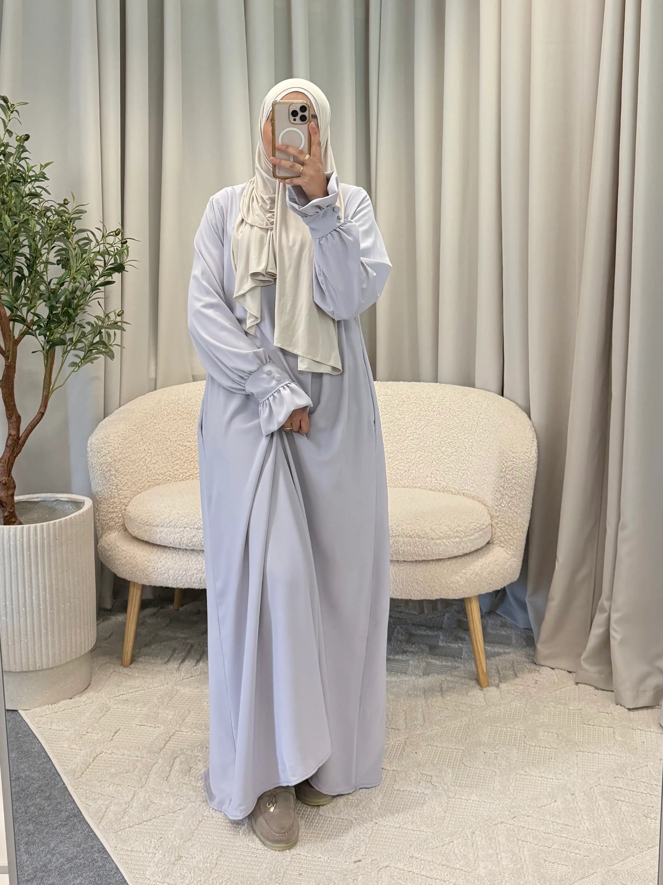 rahma abaya lila