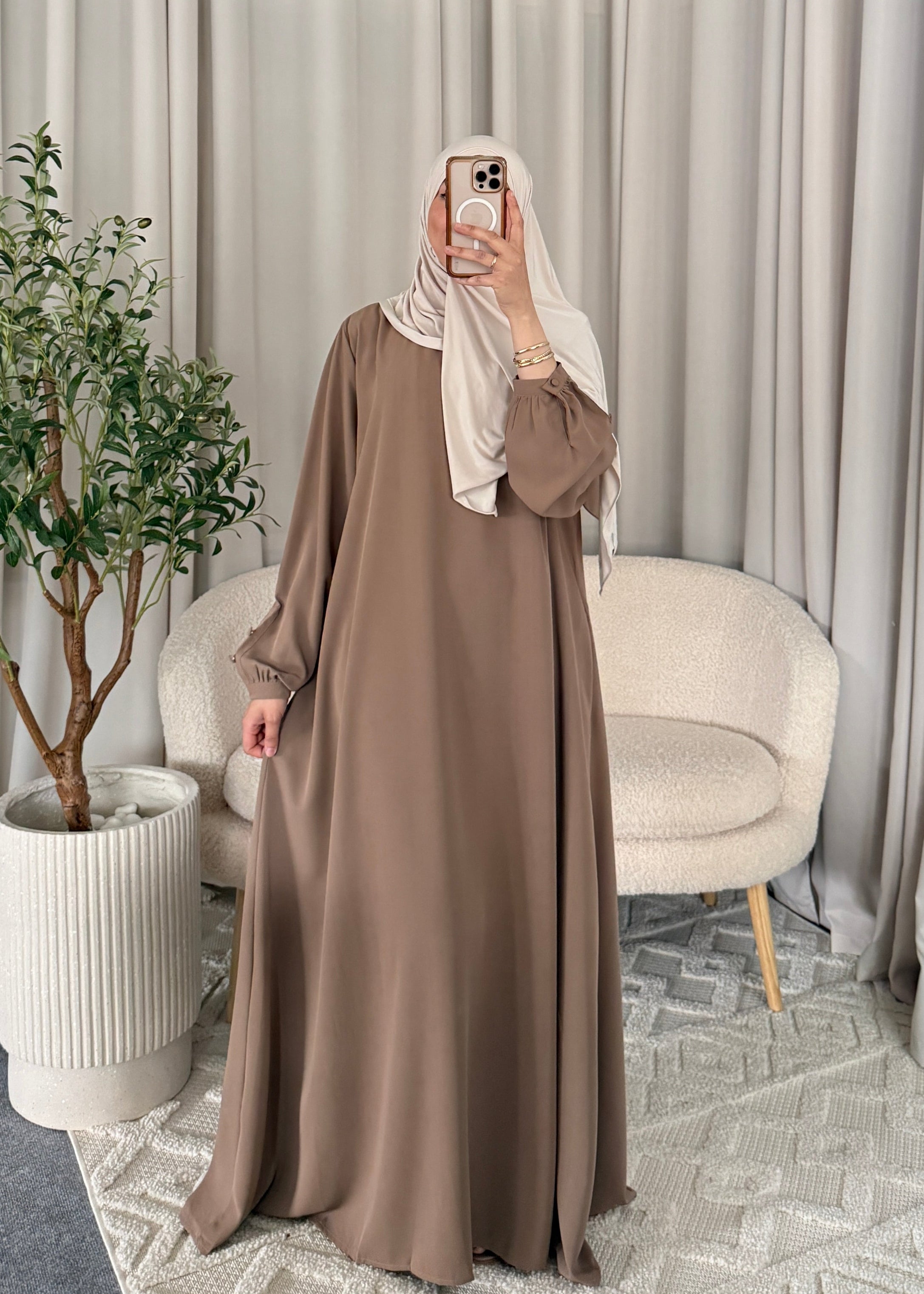 AICHA BUTTON ABAYA BROWN