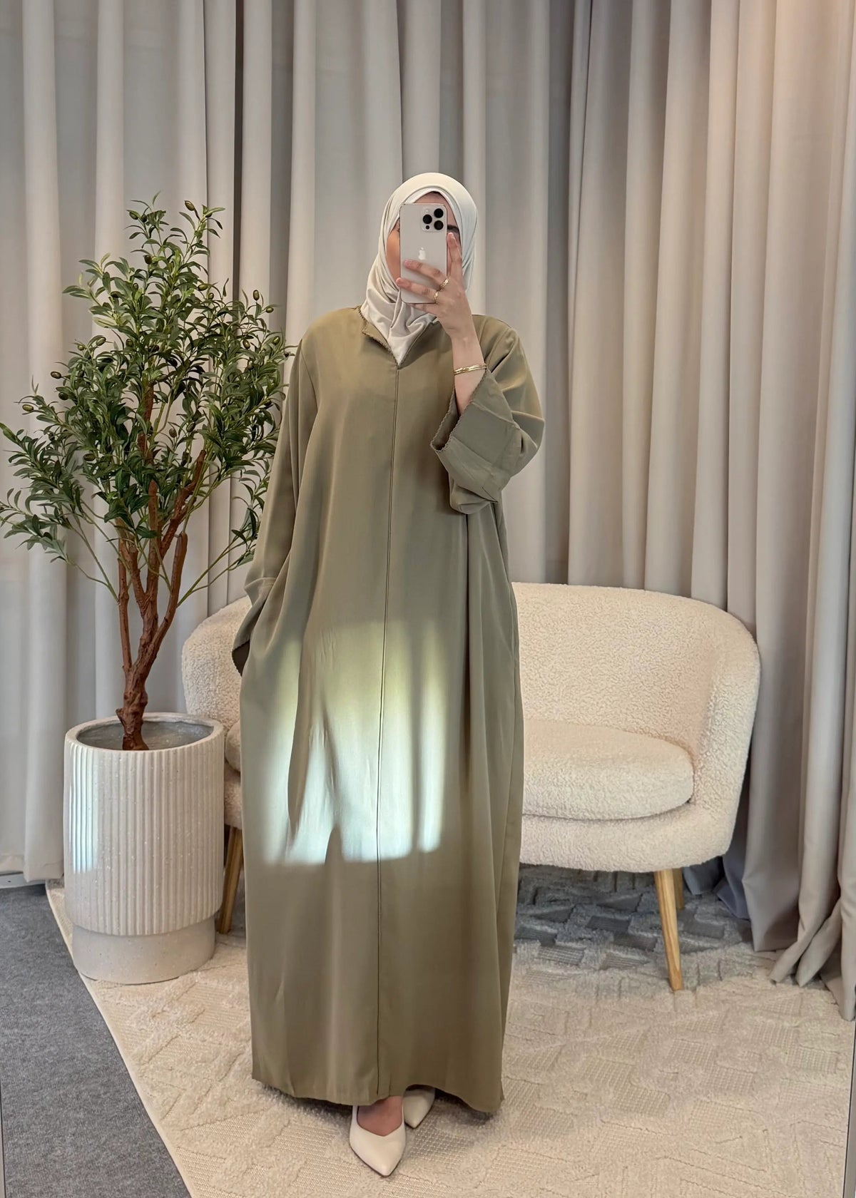 LAYALI CLASSIC ABAYA OLIVE