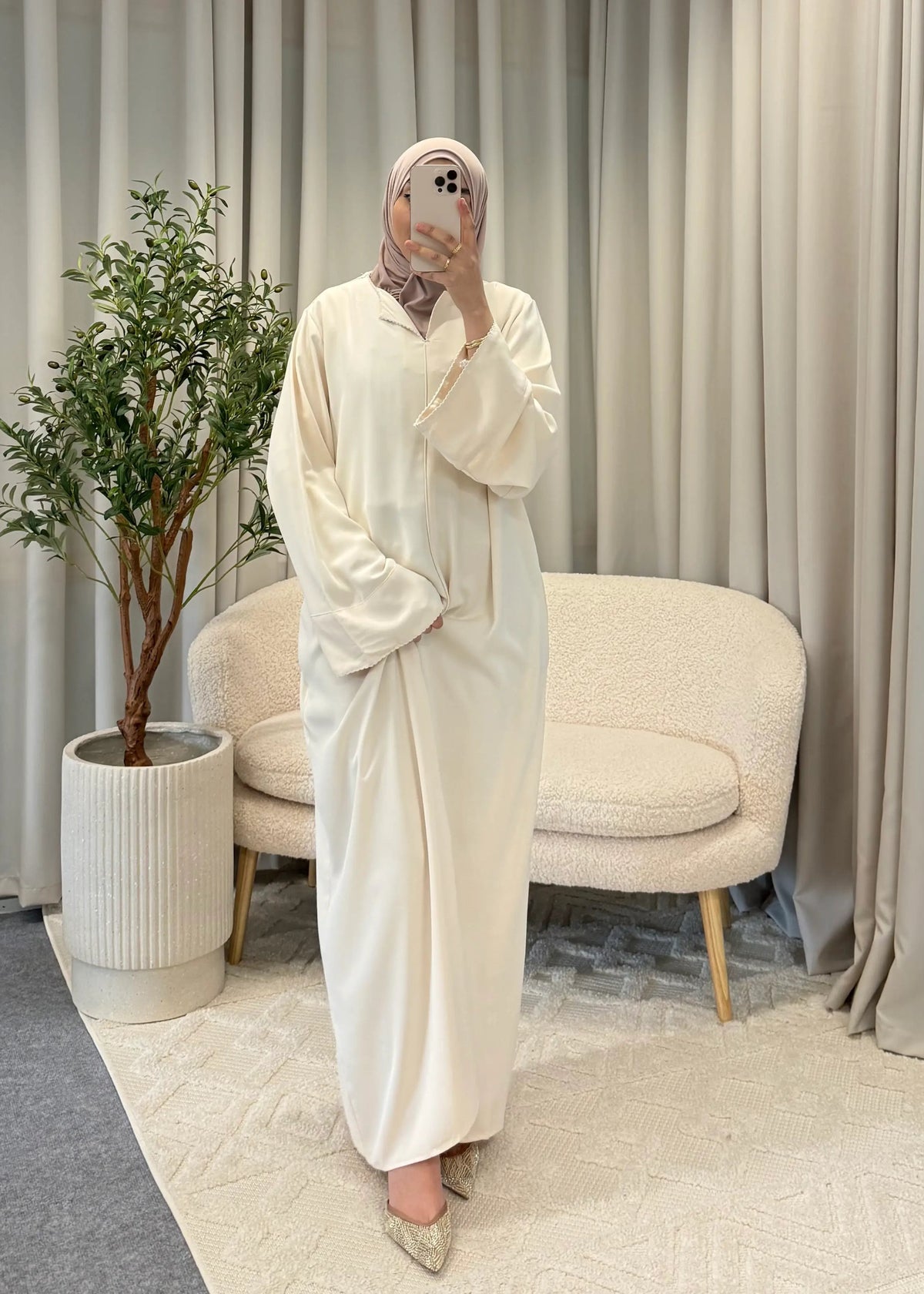 LAYALI ABAYA CLASSIC CREAM