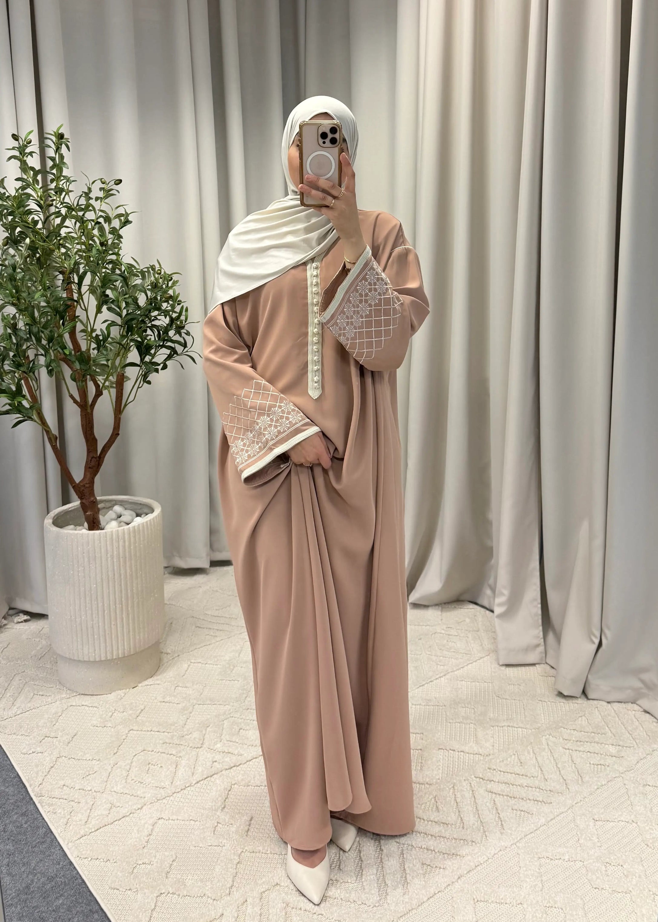 INAYAH SFIFFA ABAYA APRICOT VAST