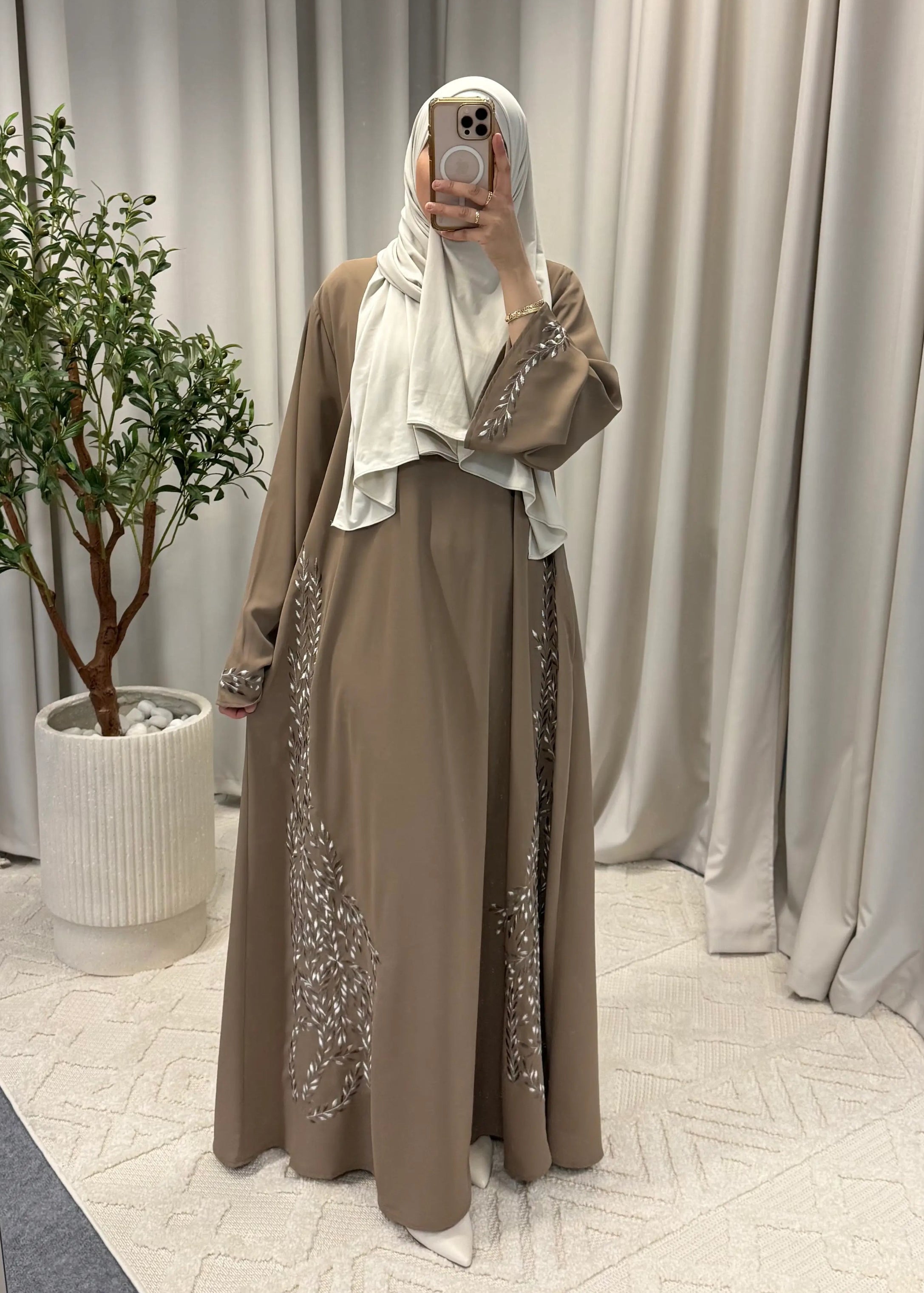 maryam leaf abaya brown