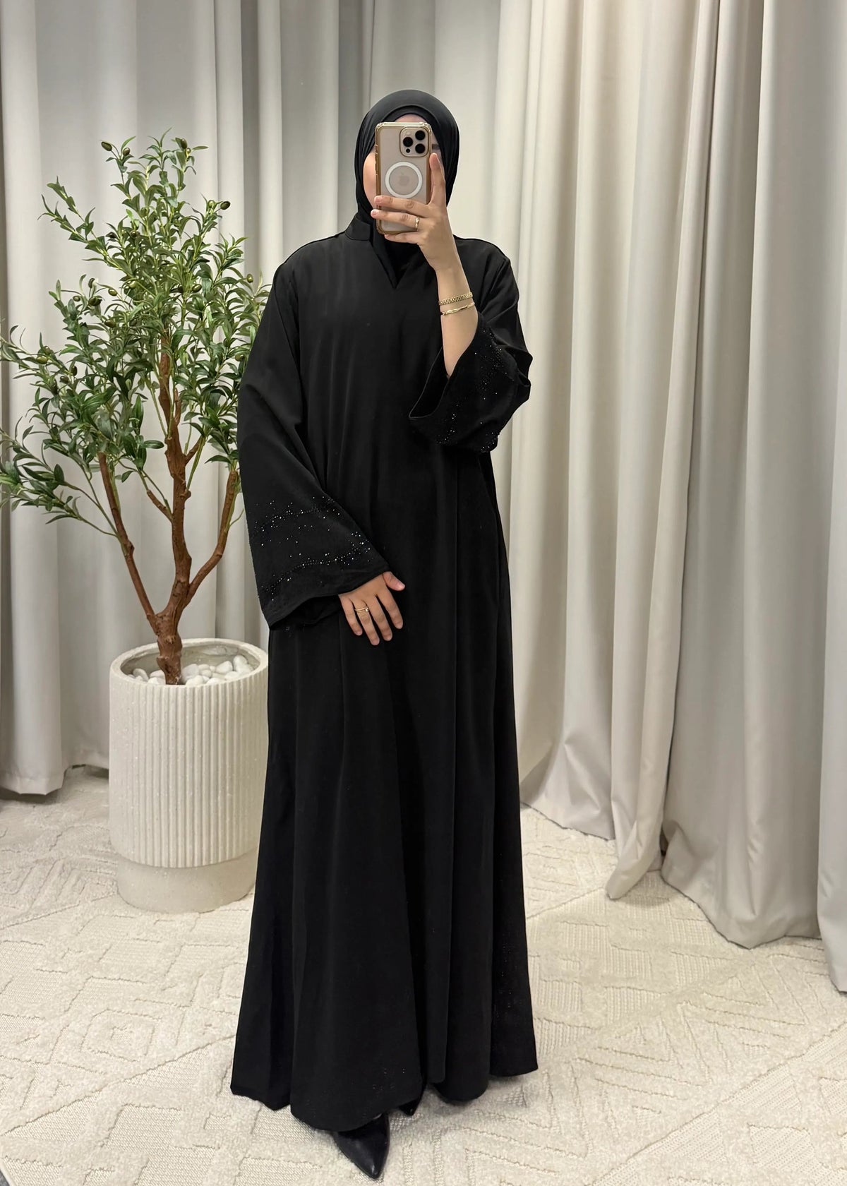 NADIA GLOW ABAYA BLACK