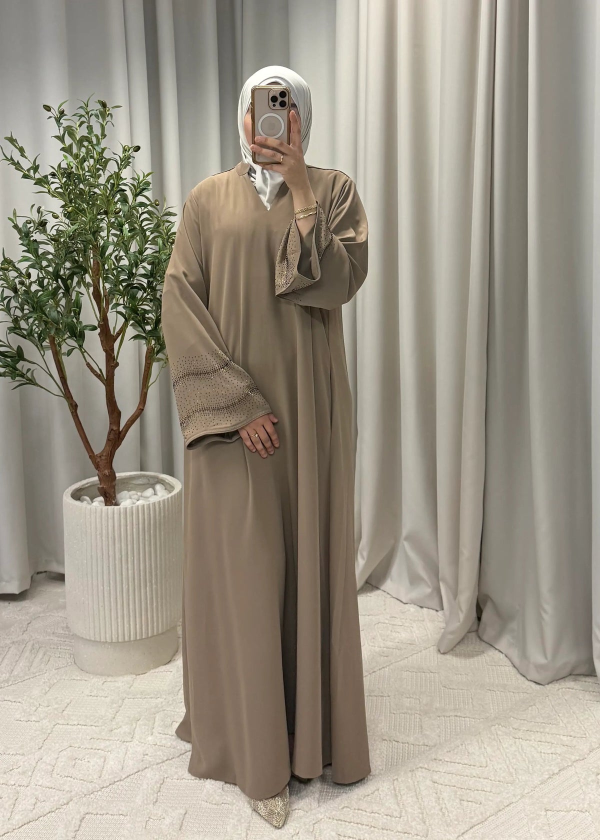 NADIA GLOW ABAYA BROWN
