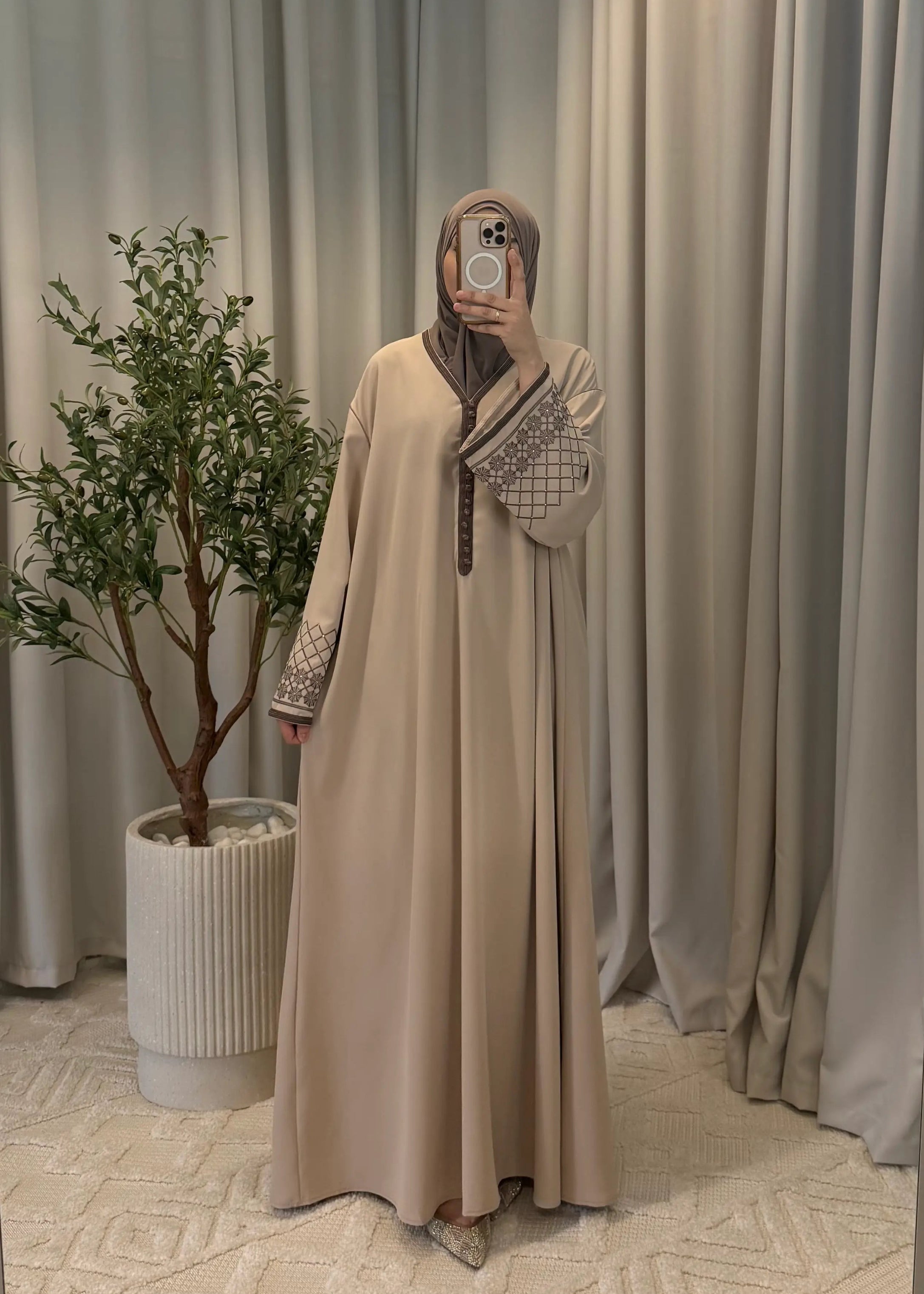 INAYAH SFIFFA ABAYA BROWN