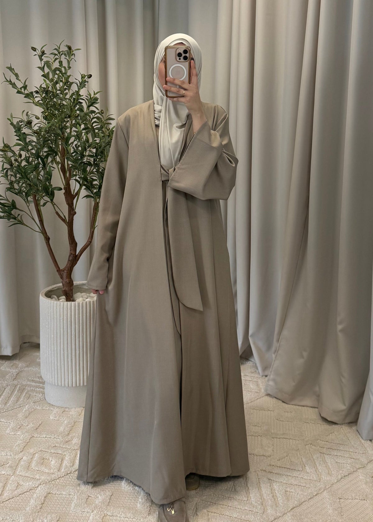ISRA ABAYA BEIGE
