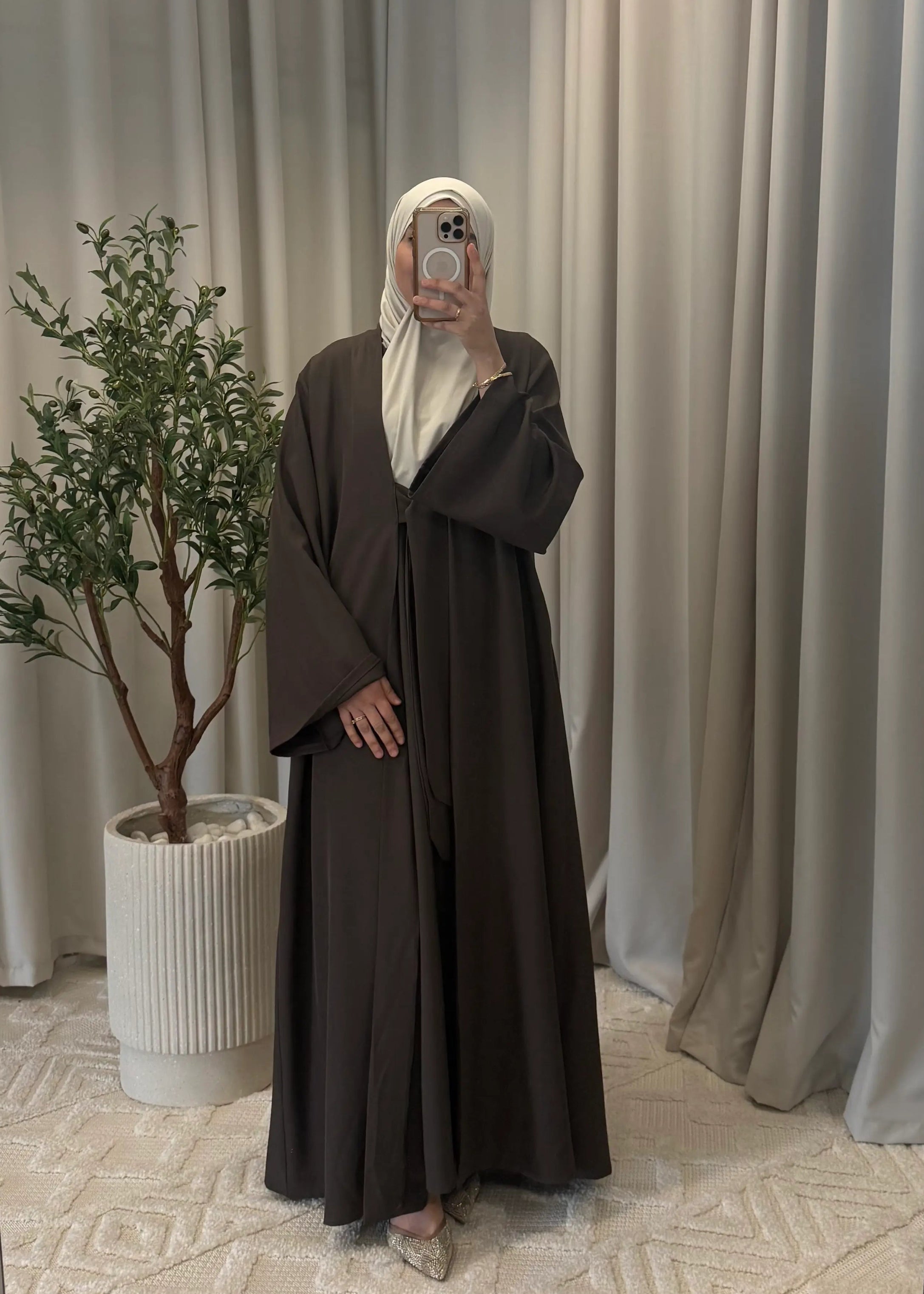 ISRA ABAYA SET COFFEE
