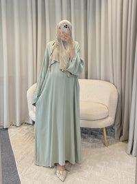 HAJAR ABAYA MINT