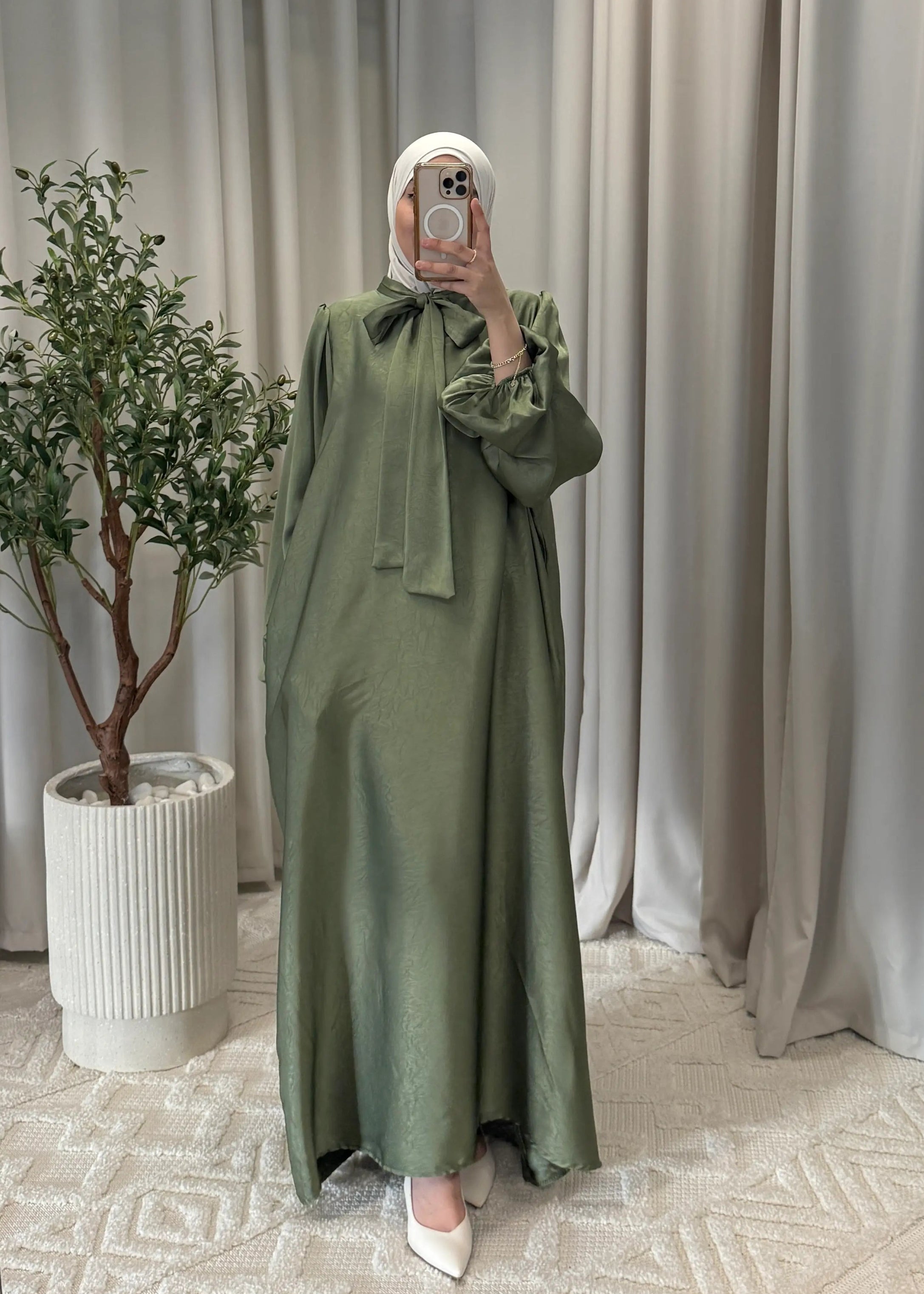 LEYLA BOW ABAYA ARMY GREEN POCKET