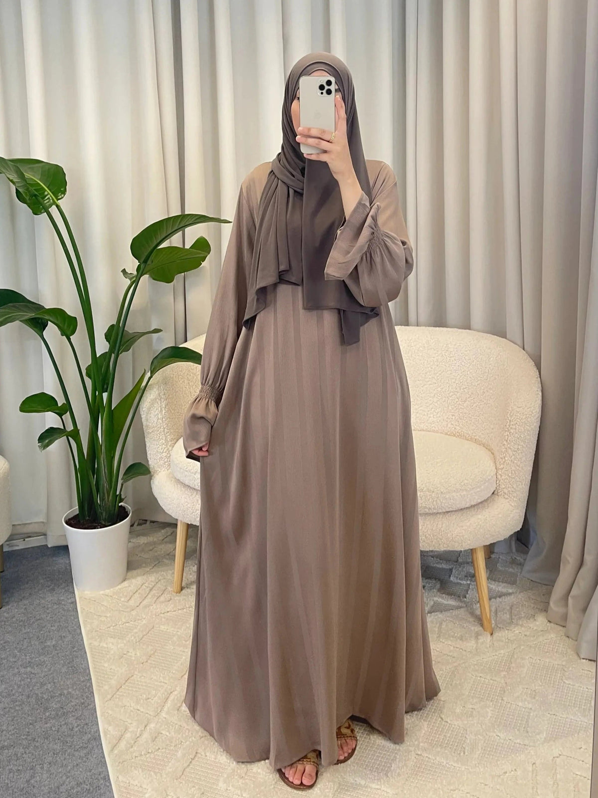 IKRAM ABAYA BROWN