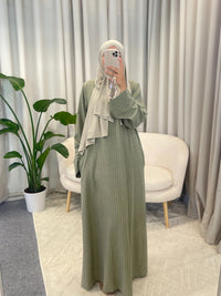 Alina abaya green pockets