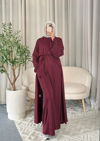 Dalia Maxi Set Burgundy with extra-long top, waist tie and matching trousers